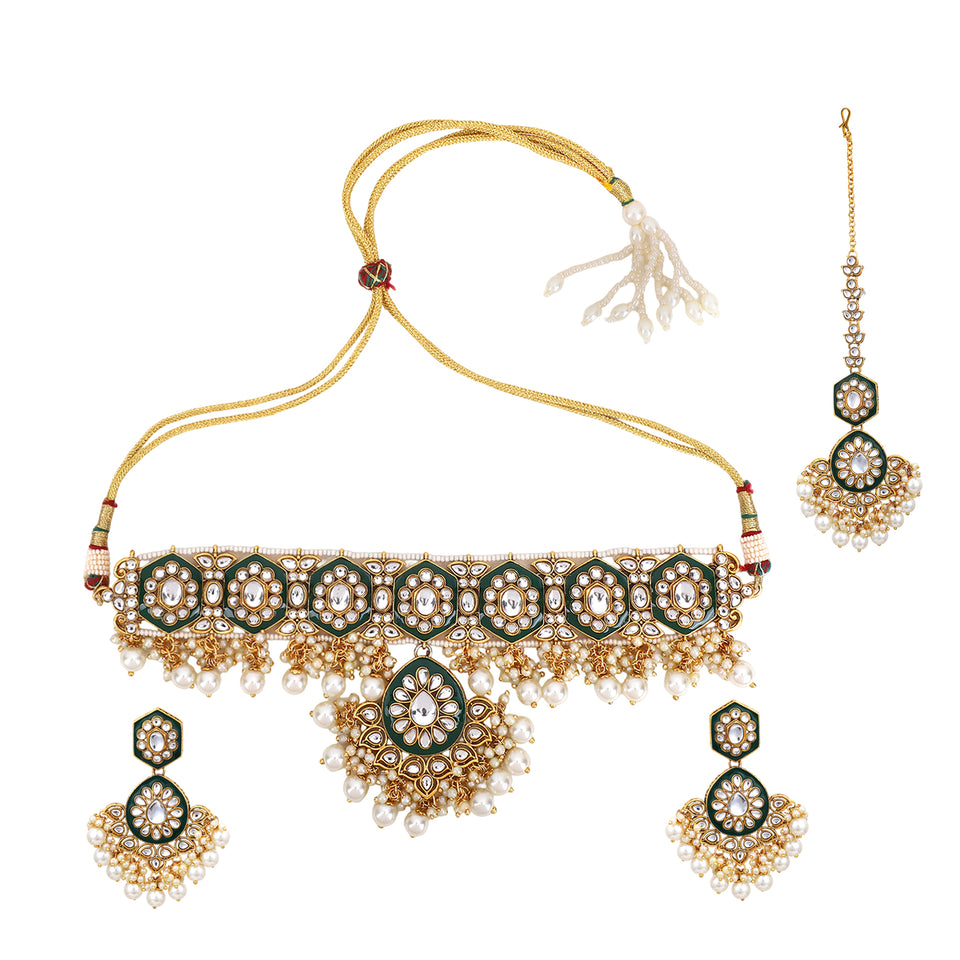 Bridal Kundan Jewellery Set with Earring by Leshya