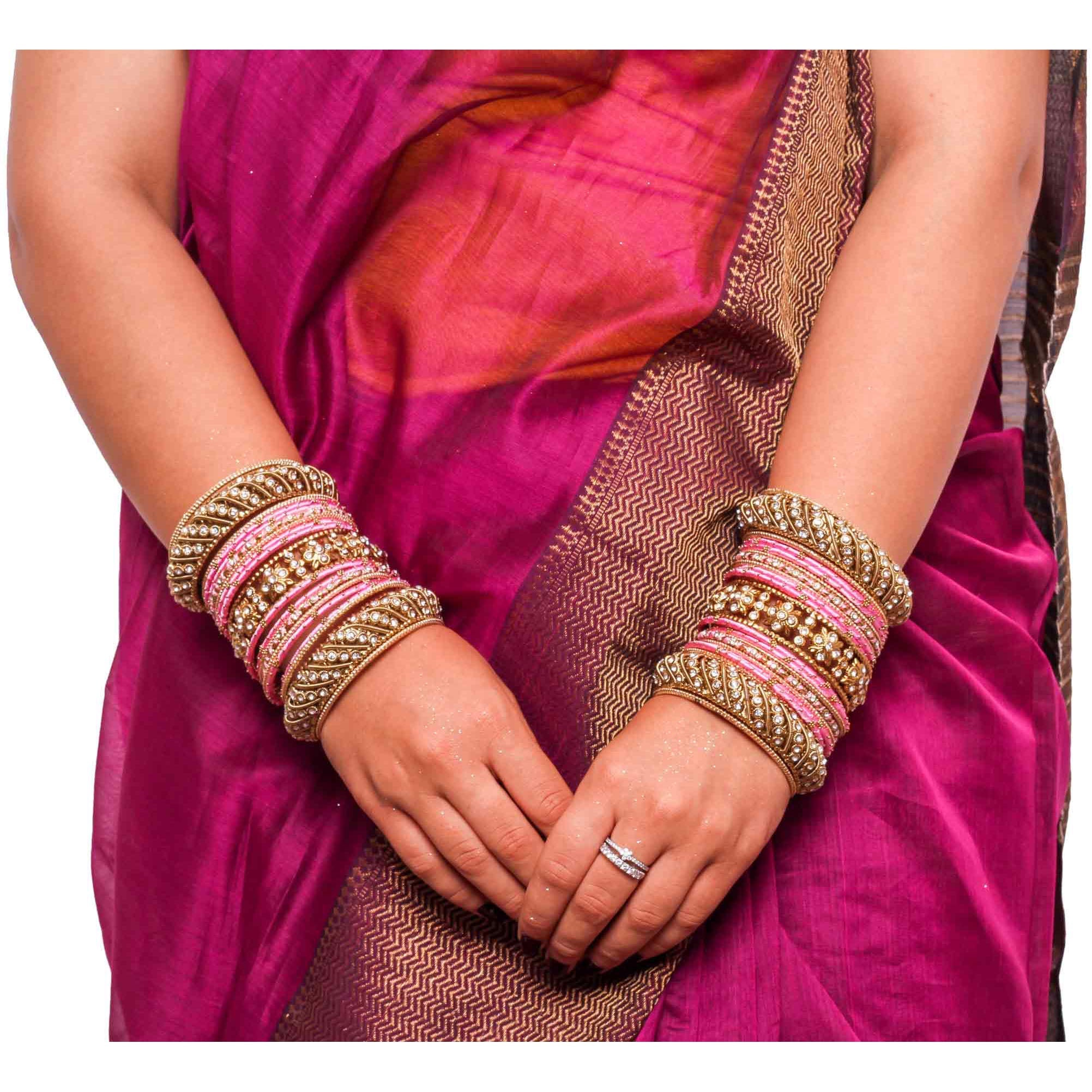 5 Stunning Jewellery With Red Saree That Makes You Beautiful!