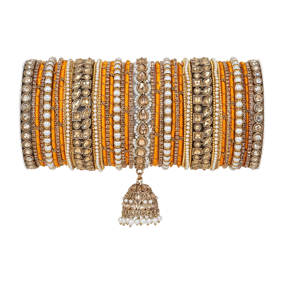 Traditional Ranisa Bangle Set with Kundan Jhumki for both hands by Leshya