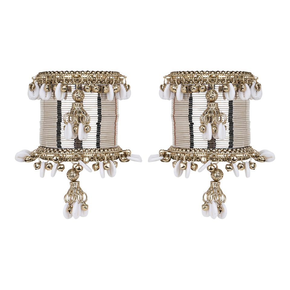 Shell hanging Bangle set by Leshya for both hands