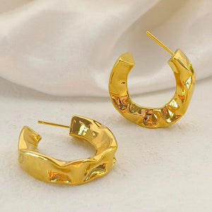 Pretty Matte Hammered Gold Finish Earrings for partywear