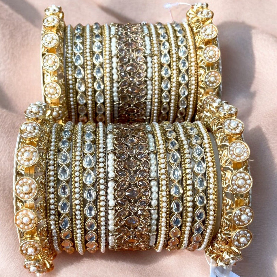 Ranisa Bangle Set with Kundan Kada for Two hands by Leshya