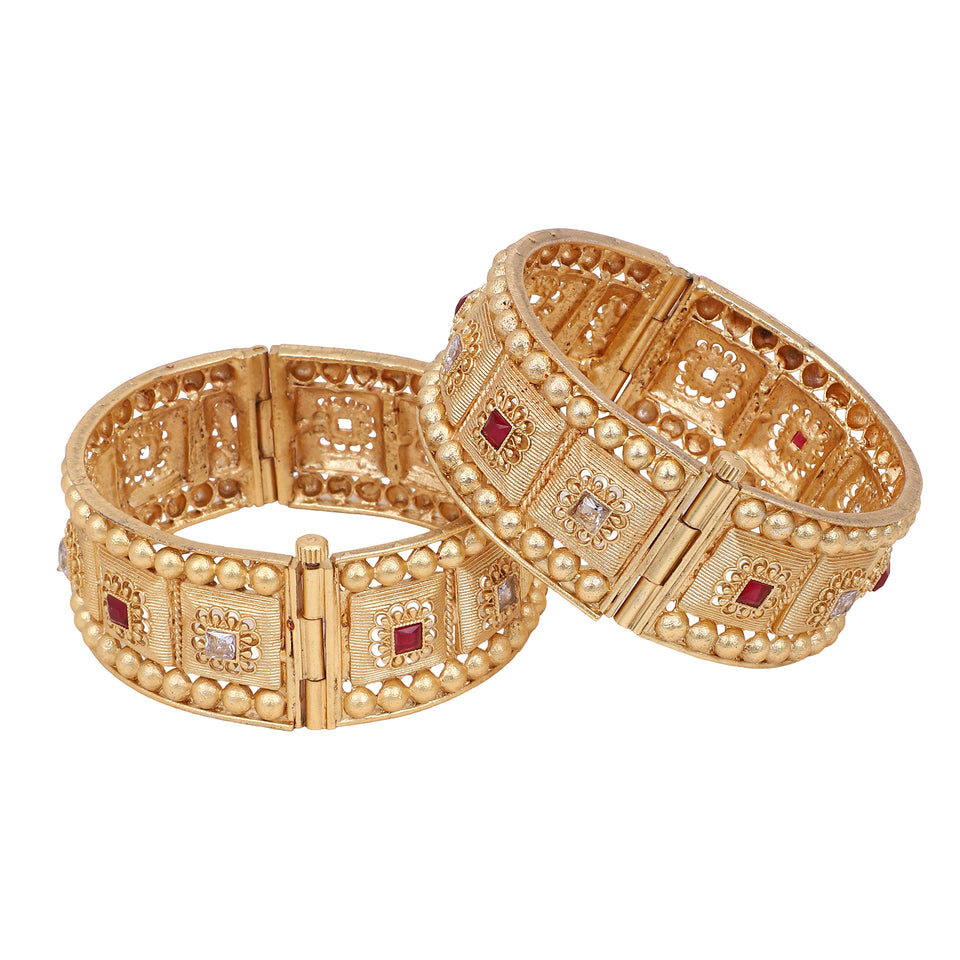 Dailywear Temple Gold Kangan by Leshya
