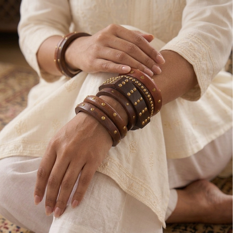 Modern Wooden Bangle Stack by Leshya