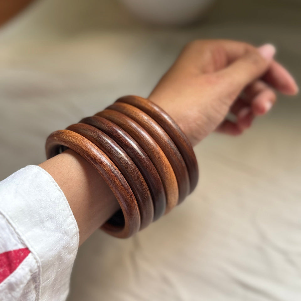 Modern Wooden Bangle Stack by Leshya