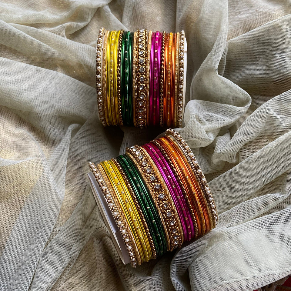 Multicoloured  Bangle set for two hands by Leshya