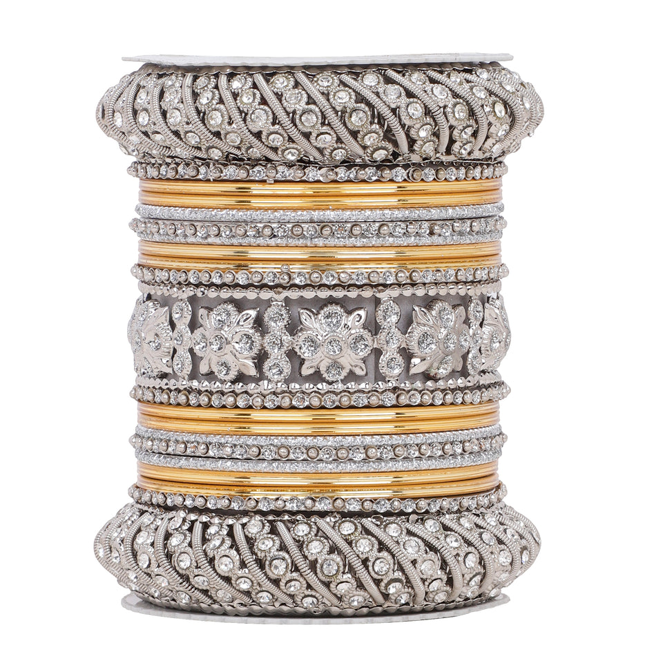 Silver Pacheli Bangle set by Leshya