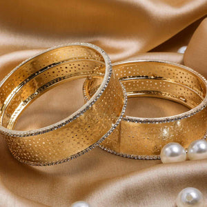 Rich Look-Like Jewellery Golden Bracelet Pair With Intricate Stone Work